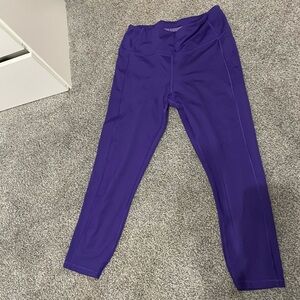 LN L Victoria's Secret Brilliant Purple Essential Pocket On Point Short Leggings